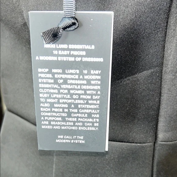 Nikki Lund Elegant Black One-Shoulder Dress - Picture 7 of 16